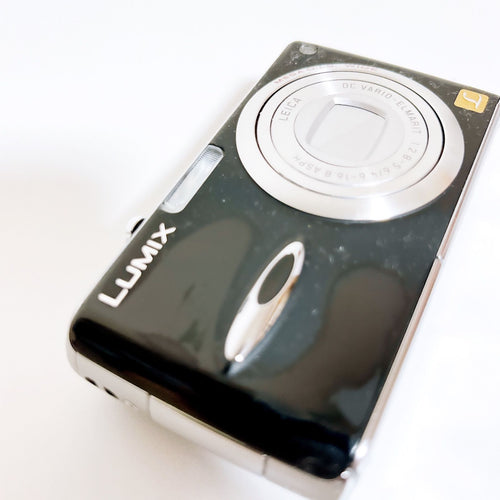 Panasonic Compact Digital Camera Lumix Dmc-Fx01 Leica Mega O.I.S. 600 Sd