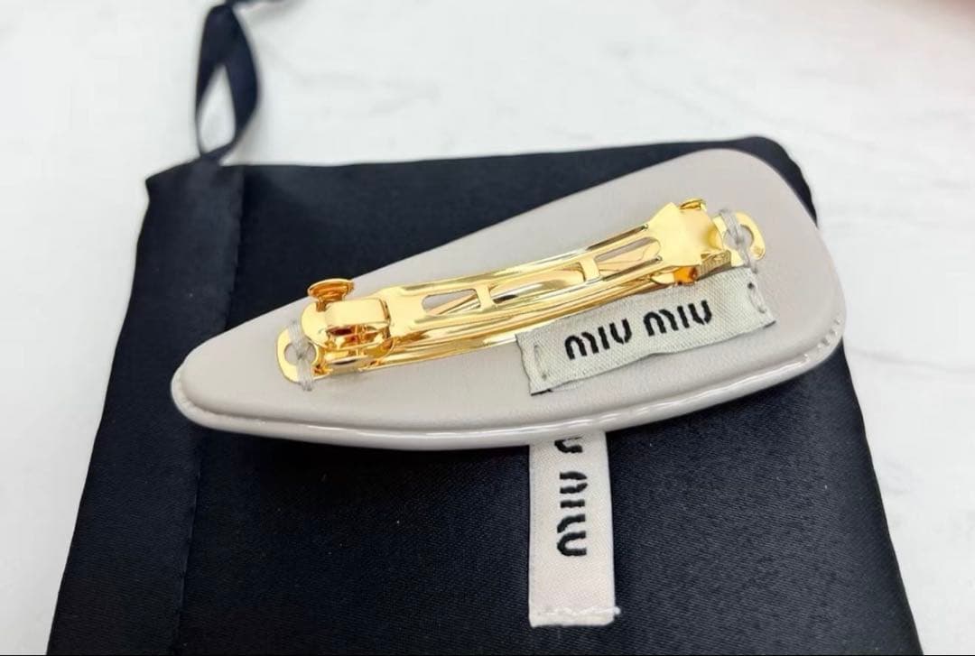 Miu Hair Pins