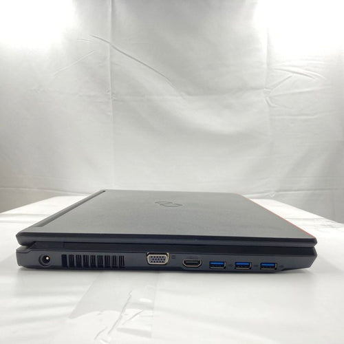 Fujitsu Windows Notebook Body Lifebook A579 Core I5 8365U/ 8Gb/Ssd 256Gb/15.6