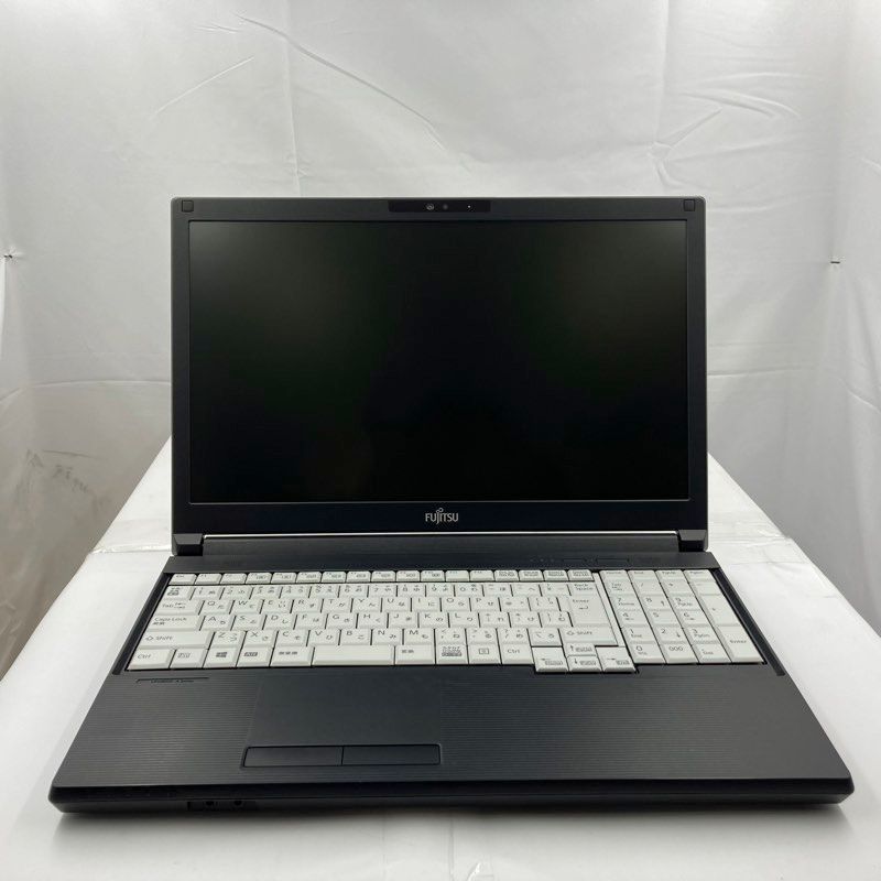 Fujitsu Windows Notebook Body Lifebook A579 Core I5 8365U/ 8Gb/Ssd 256Gb/15.6