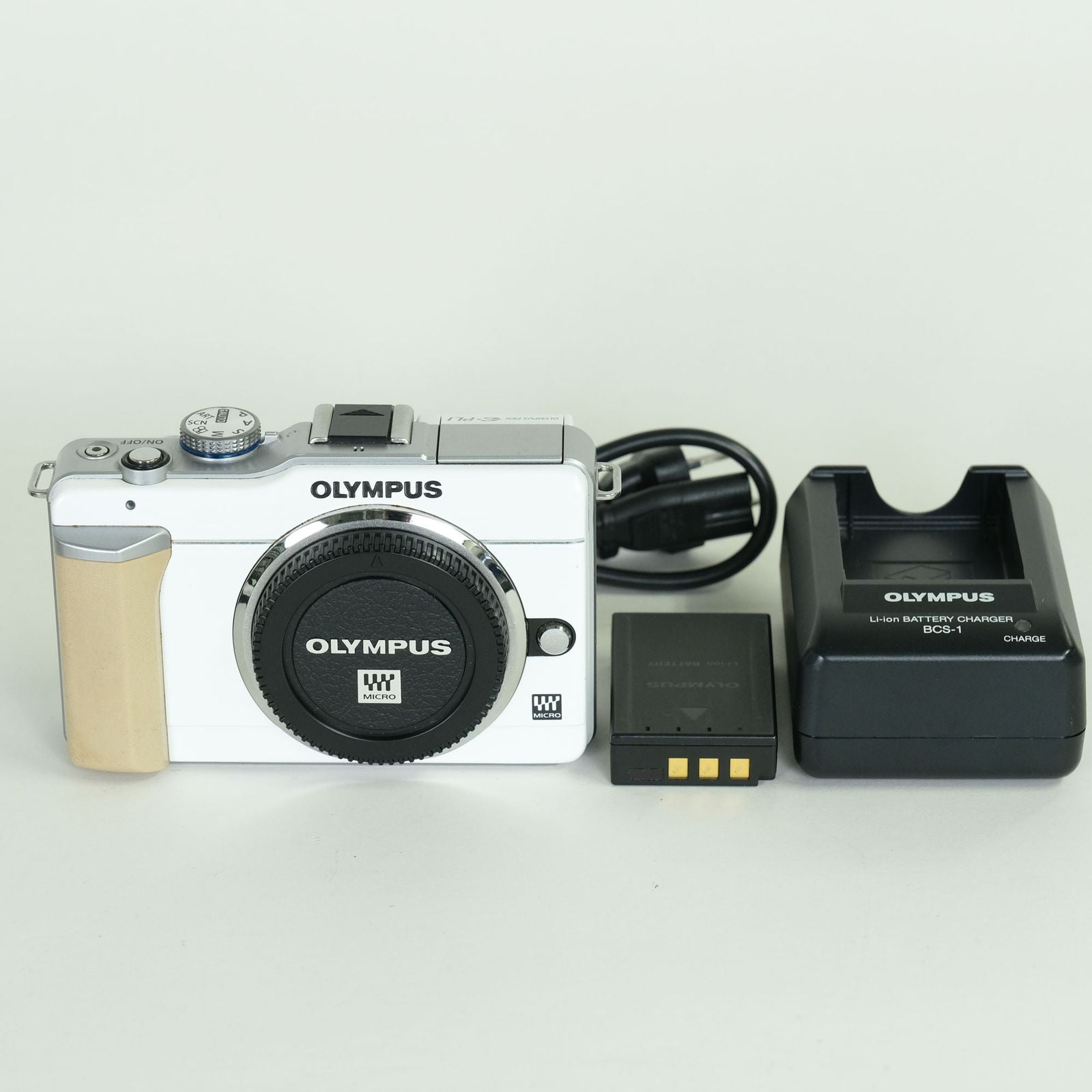 Om System Mirrorless Interchangeable Lips 7,750 Olympus Pen Lite E-Pl1