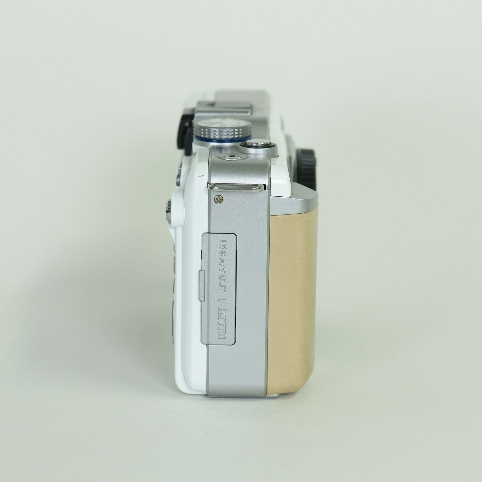 Om System Mirrorless Interchangeable Lips 7,750 Olympus Pen Lite E-Pl1