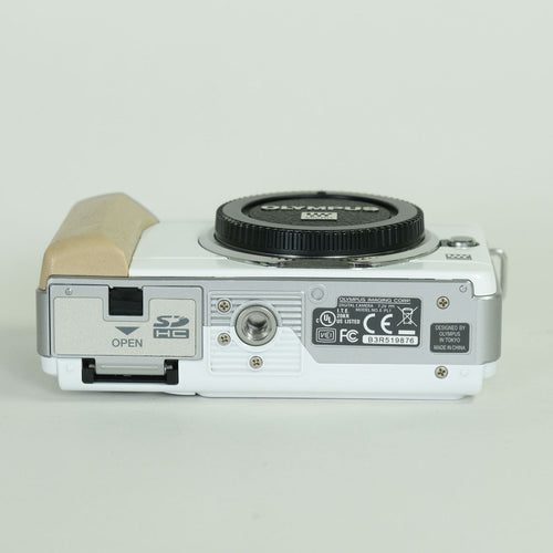 Om System Mirrorless Interchangeable Lips 7,750 Olympus Pen Lite E-Pl1