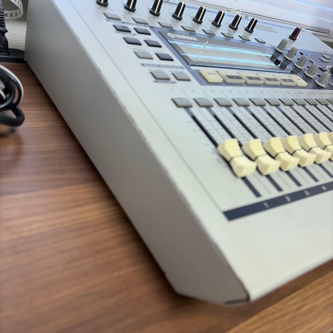 Yamaha Multi -Track Recorder Aw1600