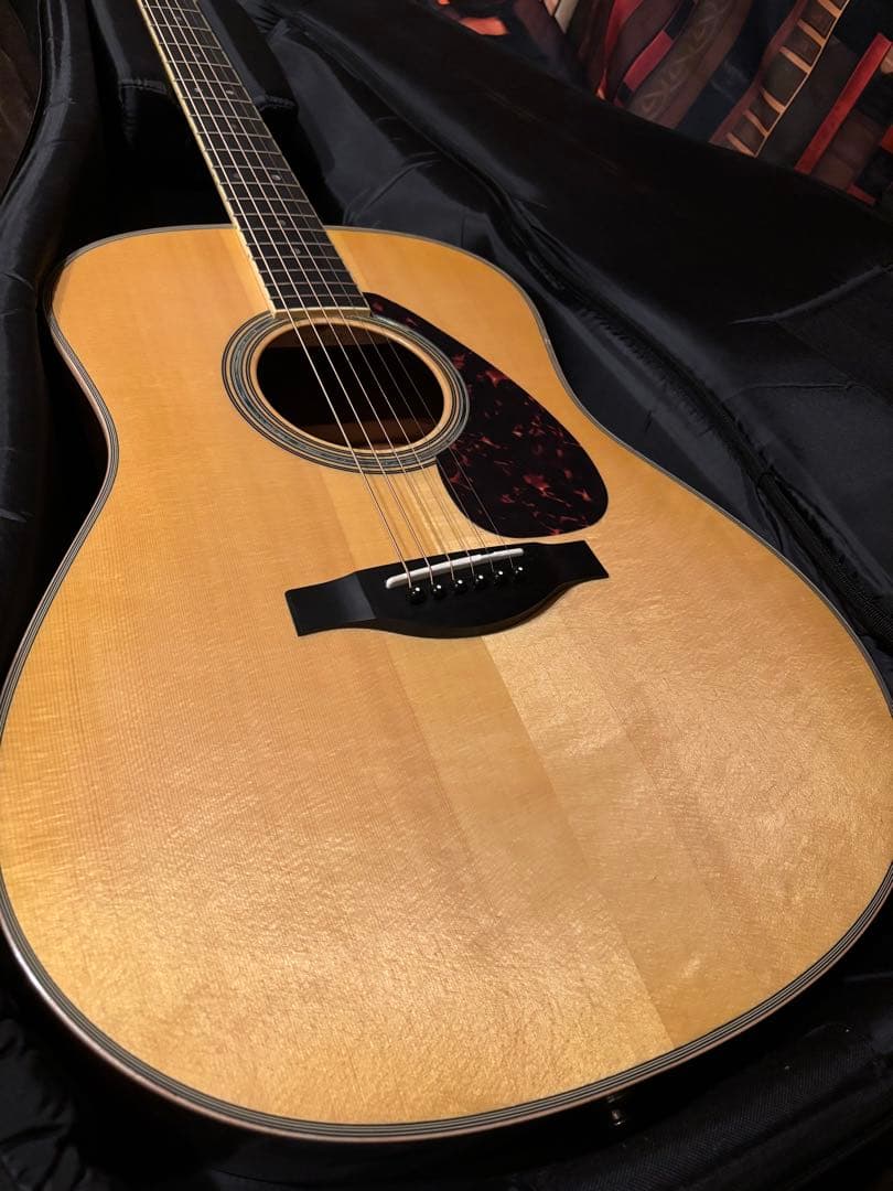 Yamaha Acoustic Guitars Ll16M Are