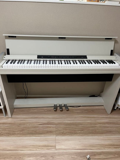 Korg Keyboards Digital Pianos