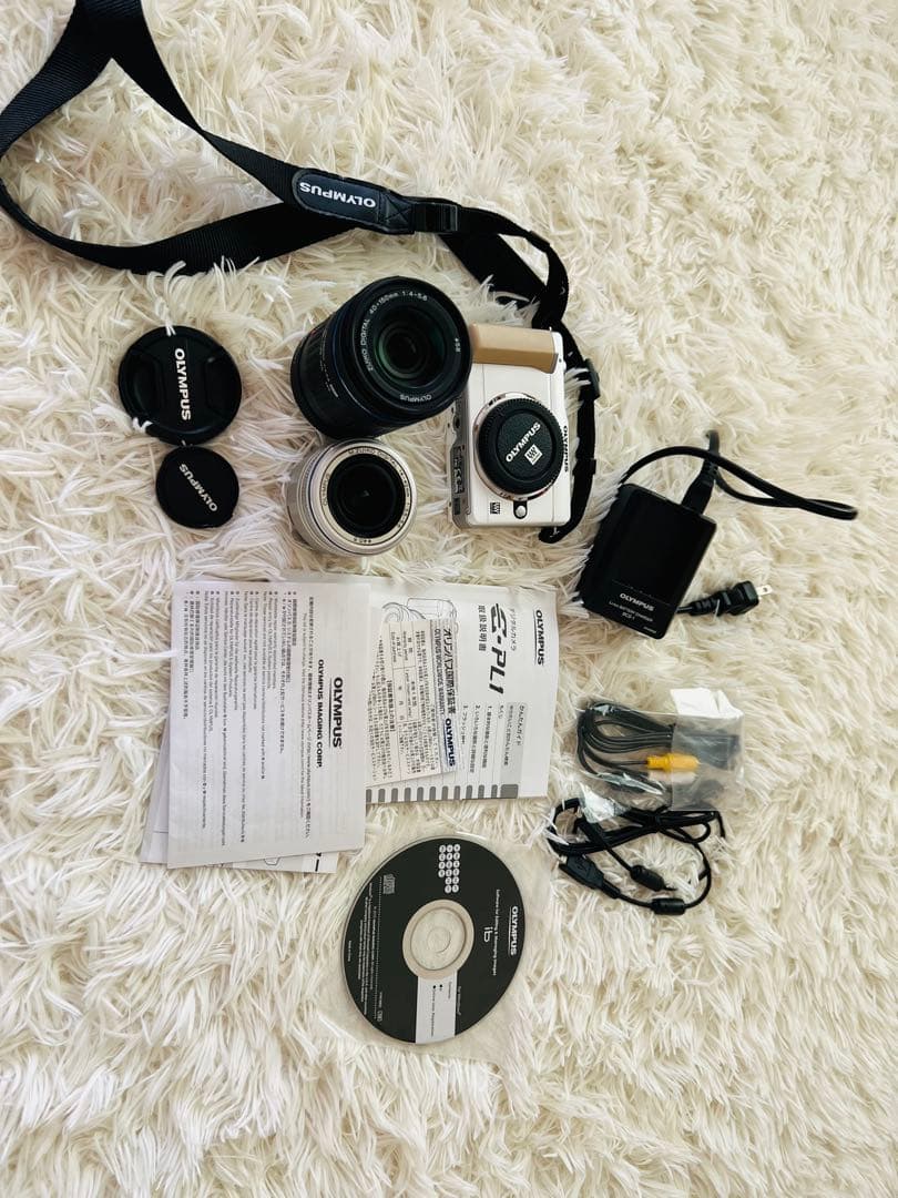 Olympus Mirrorless Interchangeable Lips E-Pl1