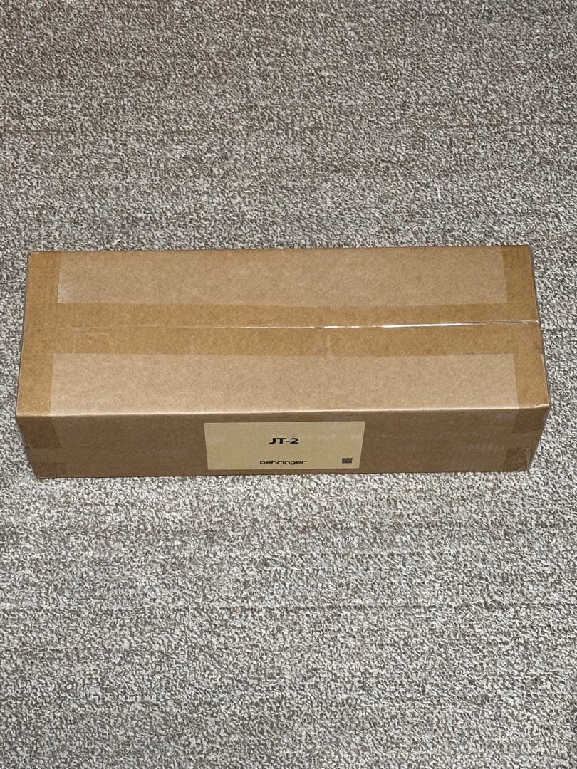 Analog Synthesizers Behringer Jt-2