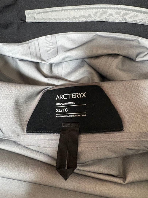 Arc'Teryx Mountain Parkas Beta Jacket Xl