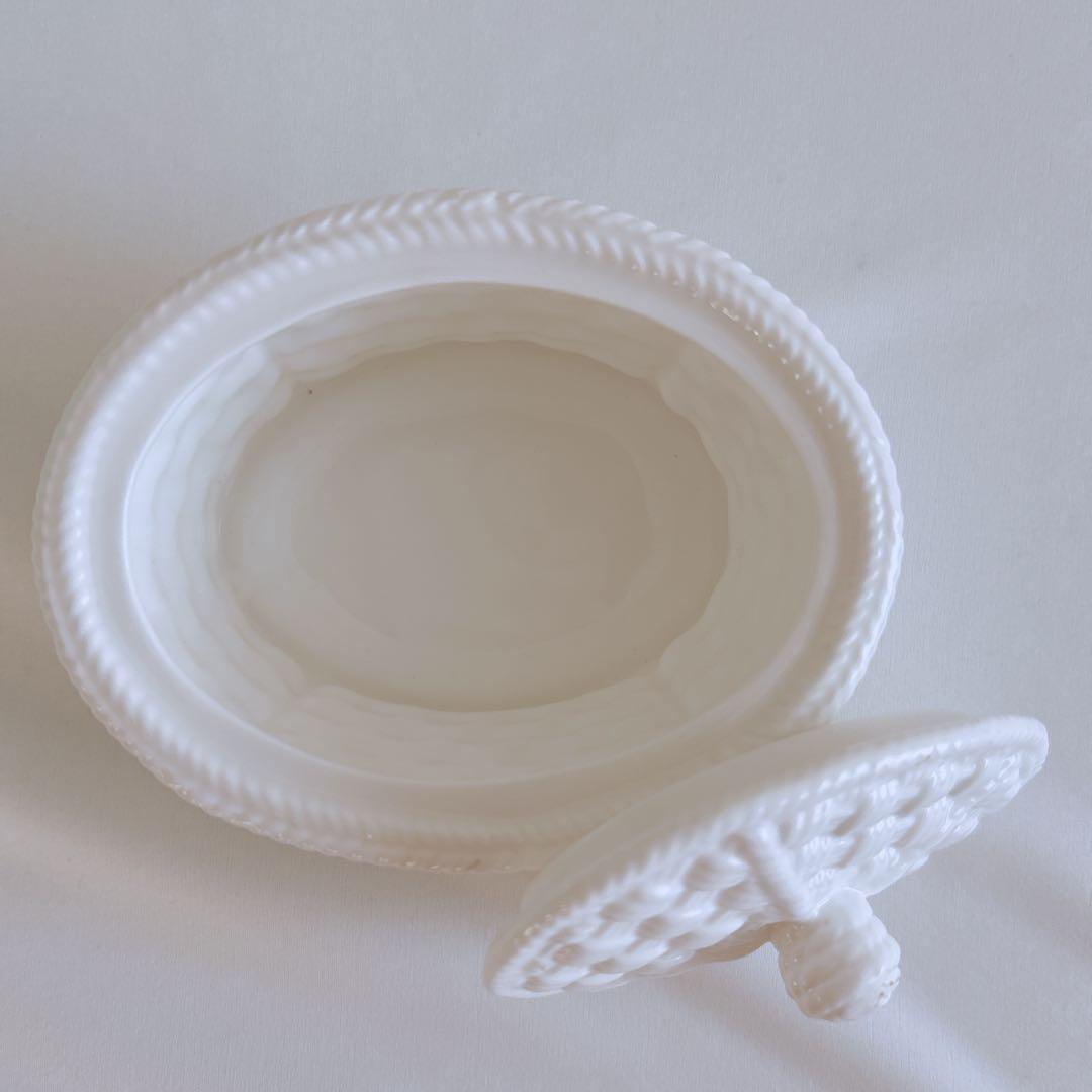 Tiffany Small Goods Storage Accessories Co.