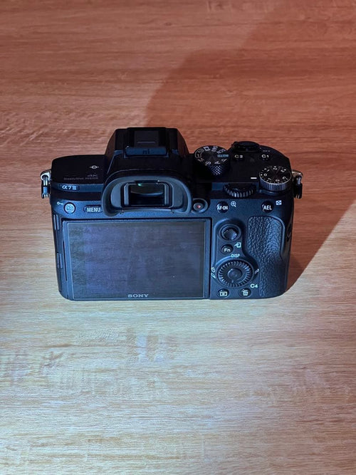 Sony Mirrorless Interchangeable Lens Cameras 7Iii