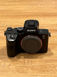 Sony Mirrorless Interchangeable Lens Cameras 7Iii