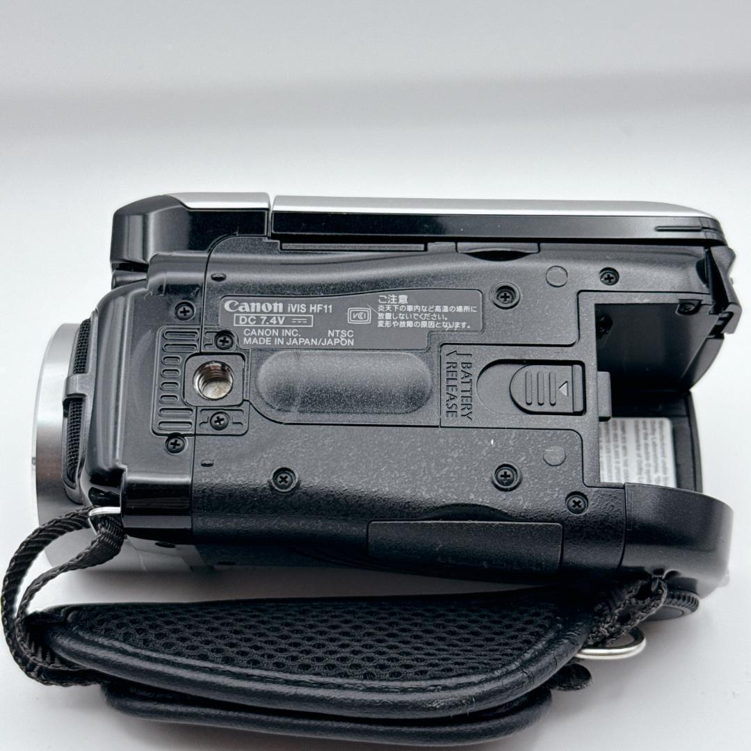 Canon Video Camera Body Ivis Hf11 32Gb