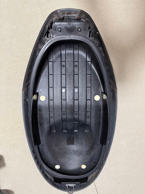 Seats Yamaha
