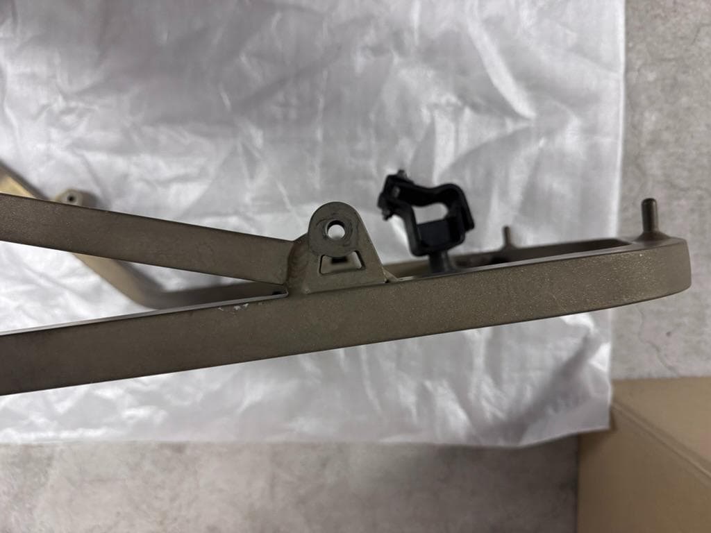 Carriers Grab Bars 250 Q5K-Ysk-041-E20