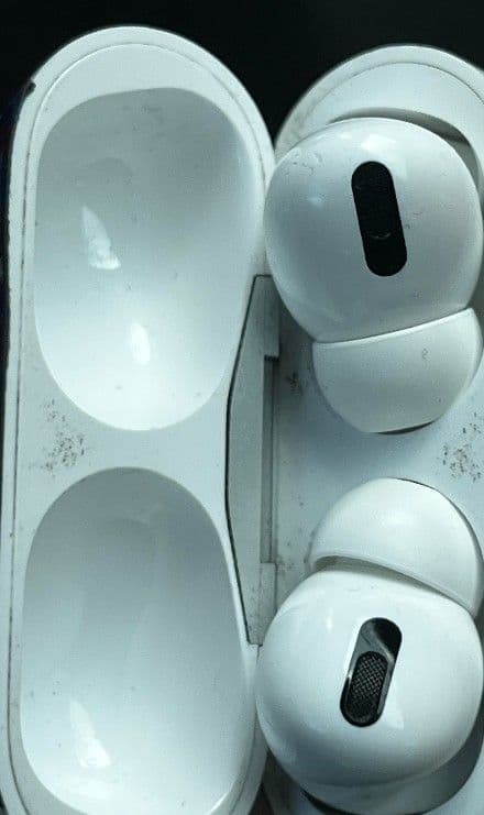 Airpods Body
