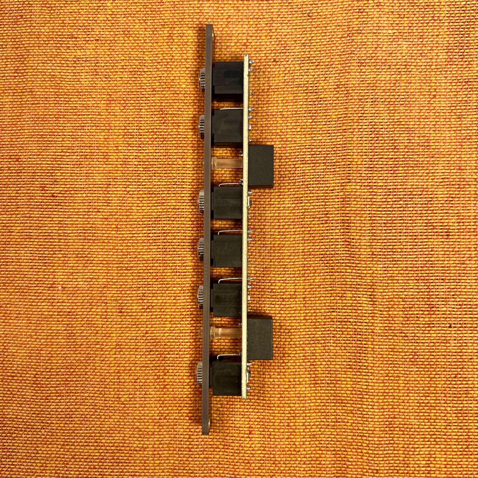 Modular Synthesizer Meng Qi Dplpg (Dual Passive Low Pass Gate)