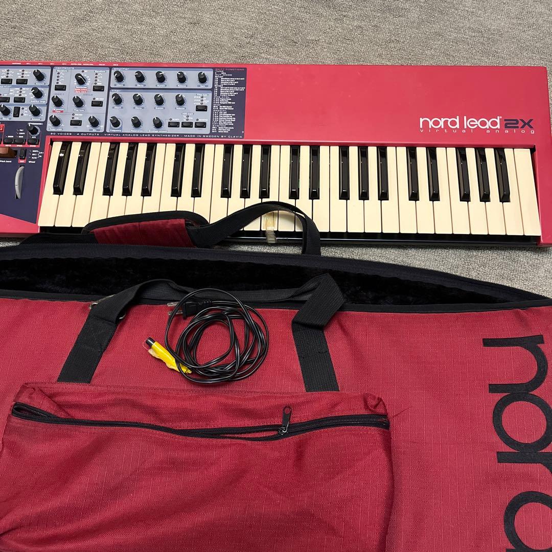 Analog Synthesizer Nord Lead 2X 49