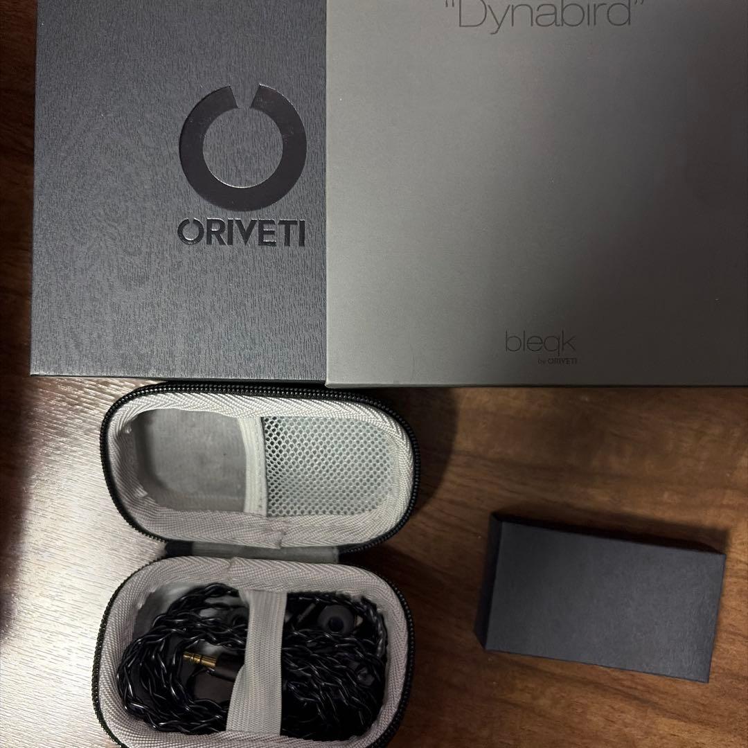 Requestable Earphones Oriveti Bleqk Dynabird