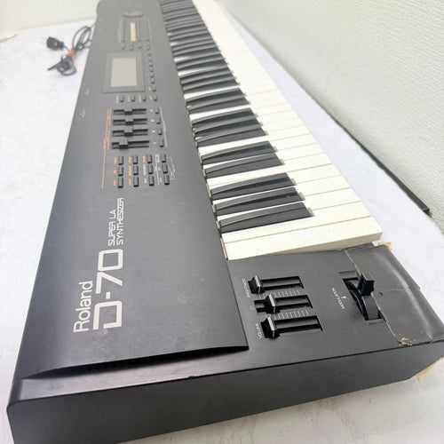 Roland Analog Synthesizers D-70 76
