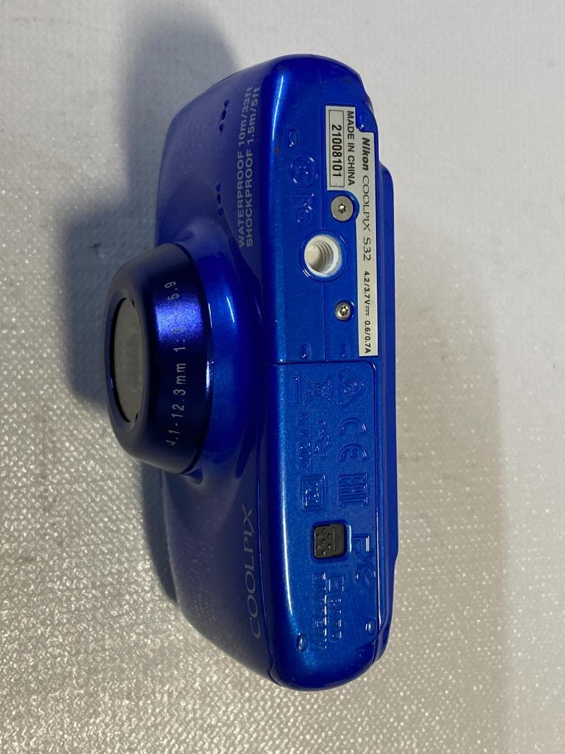 Compact Digital Camera Nikon S32#416