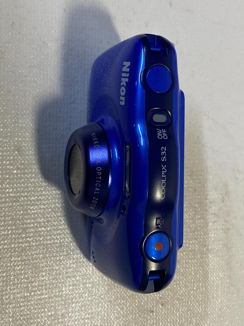 Compact Digital Camera Nikon S32#416