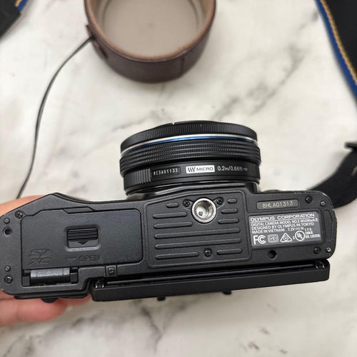 Olympus Mirrorless Interchangeable Lens Cameras Om-D E-M10Mark2