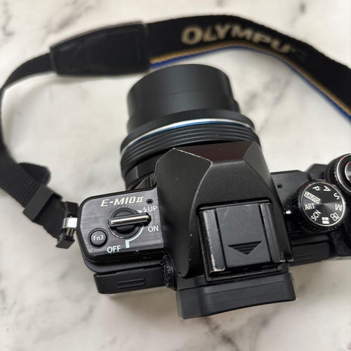 Olympus Mirrorless Interchangeable Lens Cameras Om-D E-M10Mark2