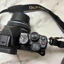 Olympus Mirrorless Interchangeable Lens Cameras Om-D E-M10Mark2