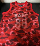 Een badende aap shirts tanktops