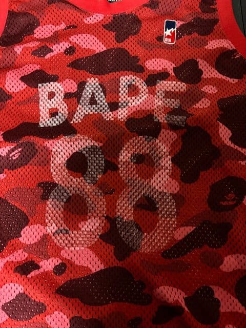 Een badende aap shirts tanktops