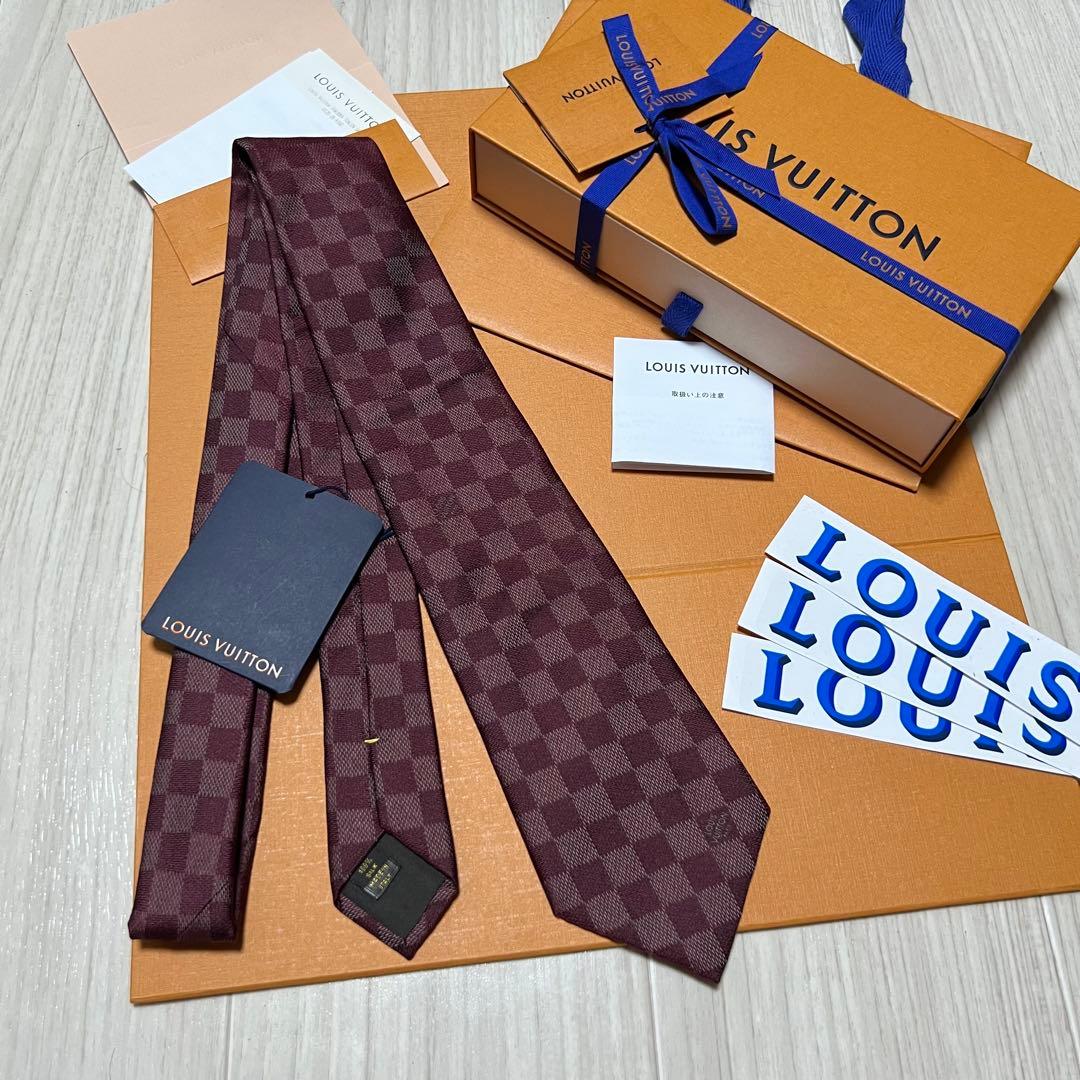 Louis Vuitton Ties Lv