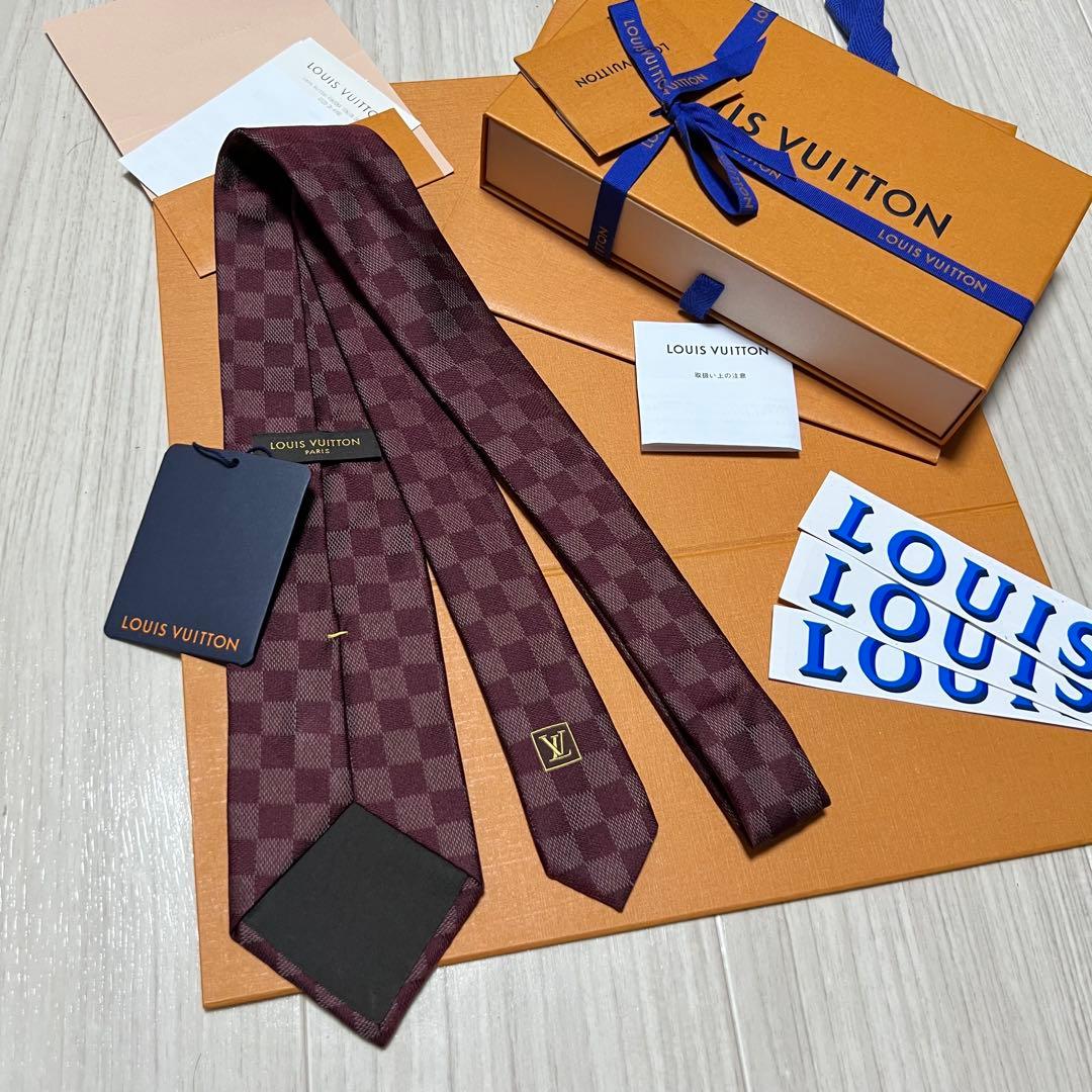 Louis Vuitton Ties Lv