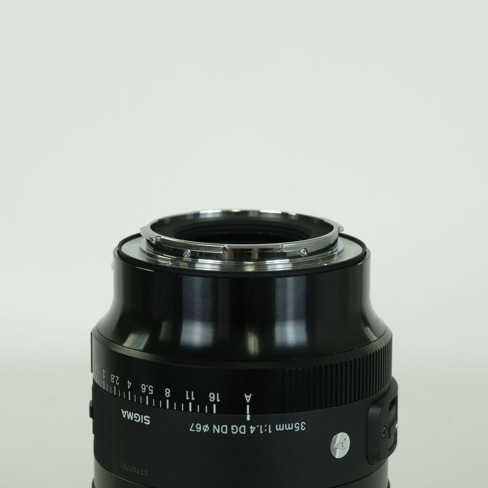 Sigma Lens (Single Focus) F1.4 Dg Dn Art L Leica