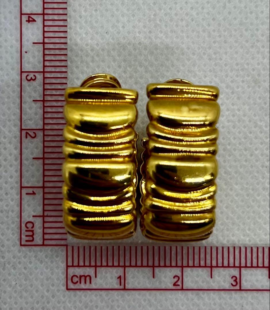 Cartier Clip-On Earrings 1992 750