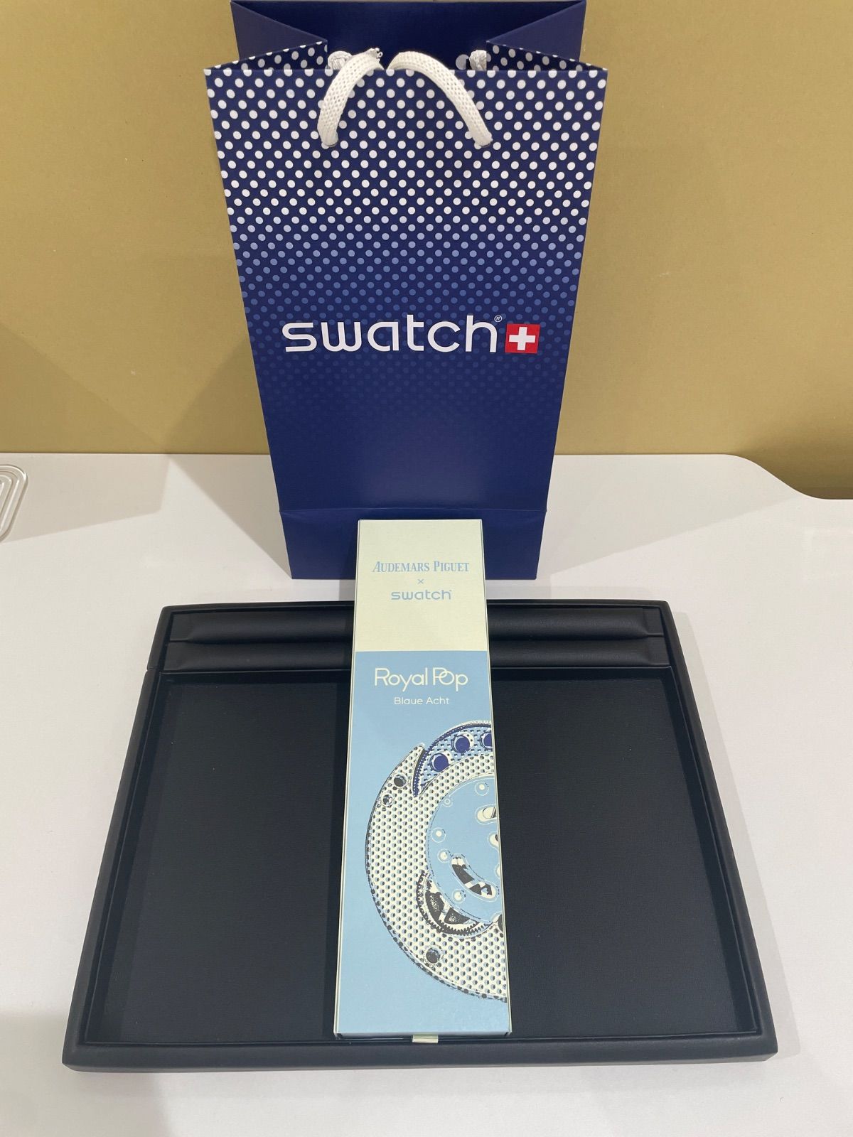 Audemars Piguet Others 8/12 Swatch Royal Pop Blaue Acht