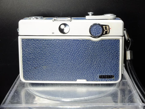 Fujika Compact Camera (Film) 35 38 F2.8
