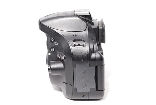 Nikon Digital Slrs D5200 Ok