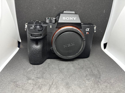 Sony Mirrorless Interchangeable Lens Cameras 7Riii Ilce-7Rm3
