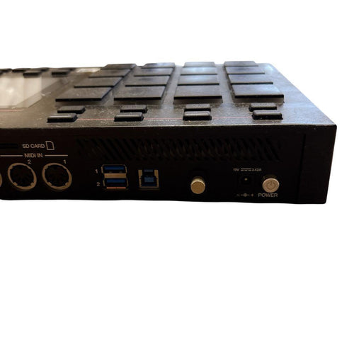 Akai Professional Samplers Mpc Live