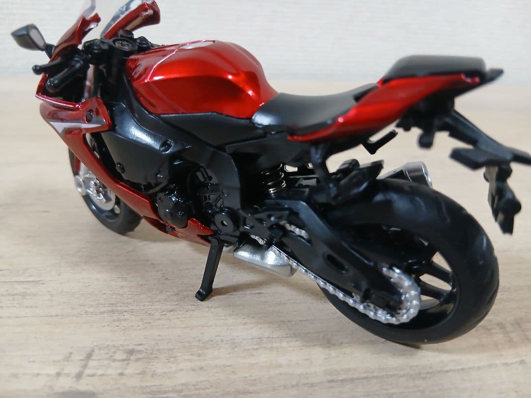 Yamaha Motorcycle Bike Yzf-R1 1/18