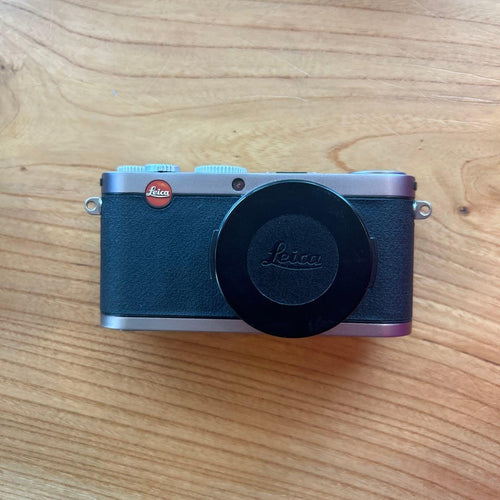 Compact Digital Cameras Leica X1