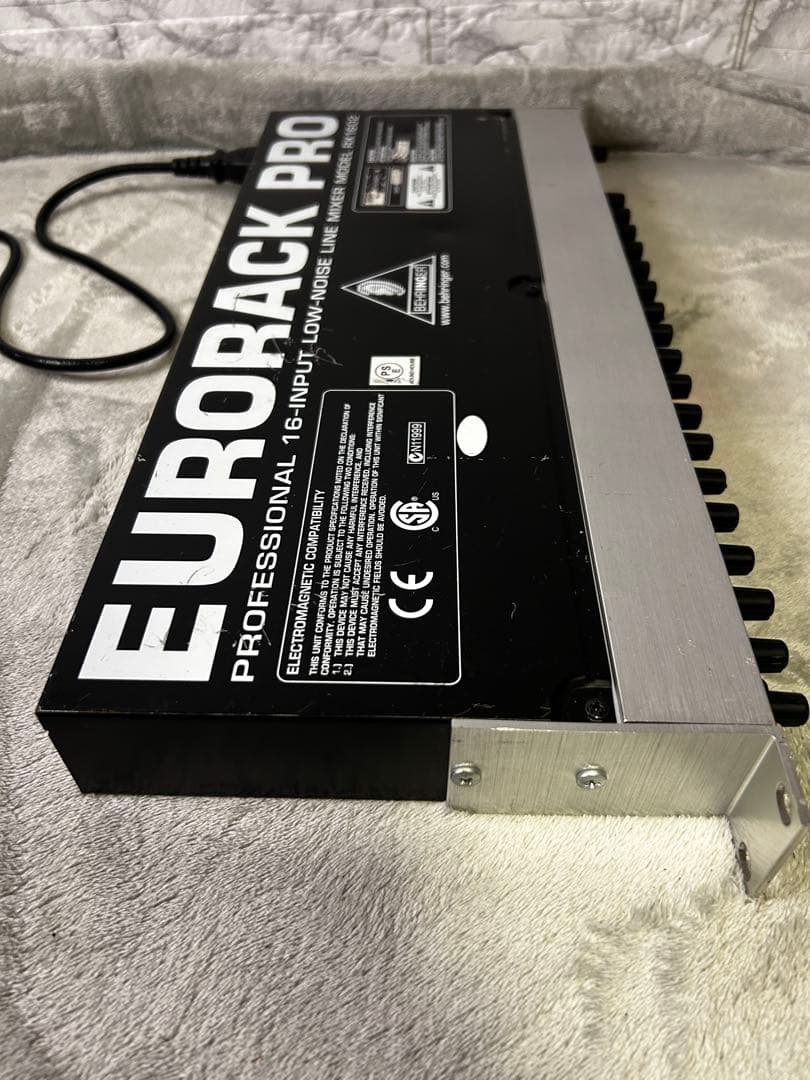 Behringer Analog Mixers Rx1602 Eurorack Pro