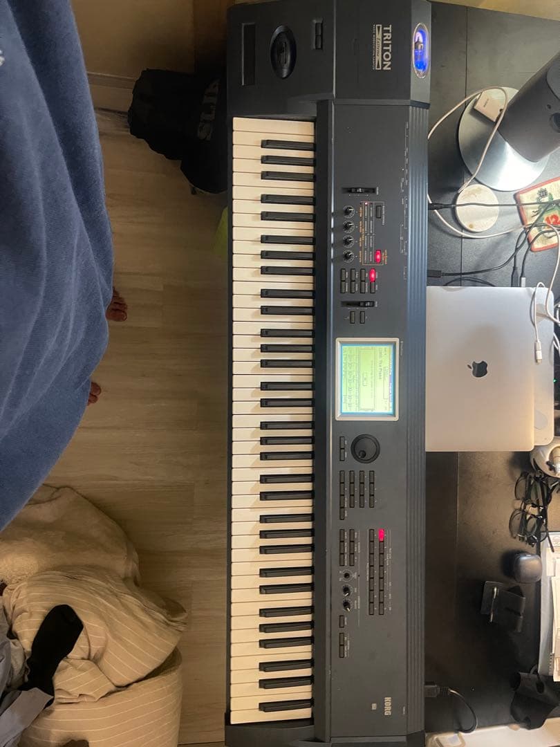Korg Keyboards Digital Pianos Triton Extreme 88
