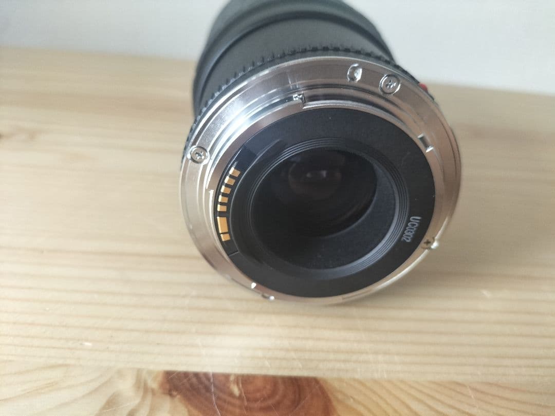 Canon Zoom Lenses Ef 70-210Mm F/4