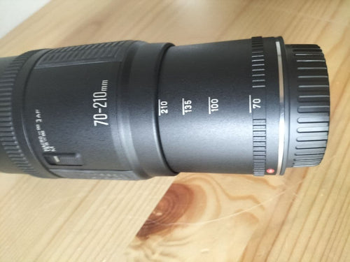 Canon Zoom Lenses Ef 70-210Mm F/4