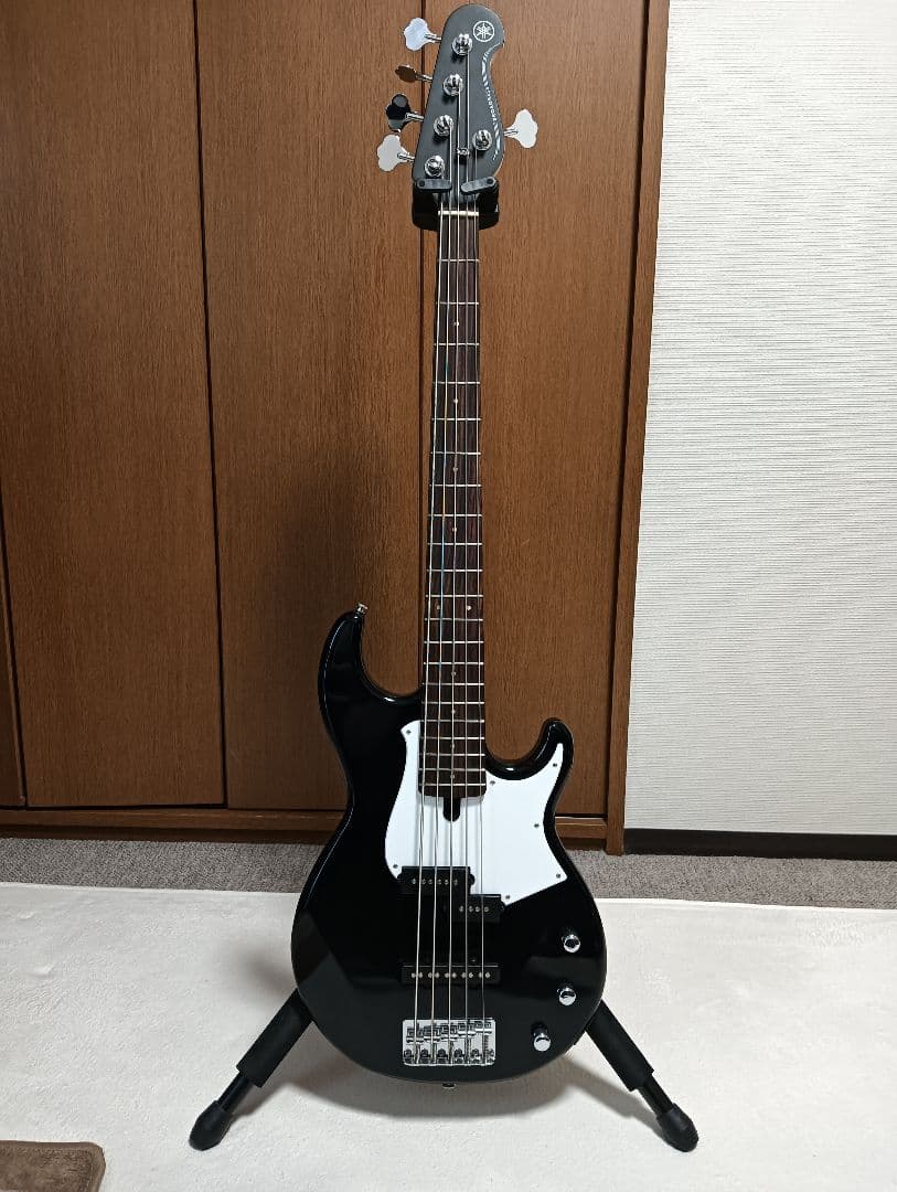 Yamaha Electric Basses Bb235