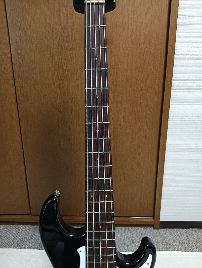 Yamaha Electric Basses Bb235