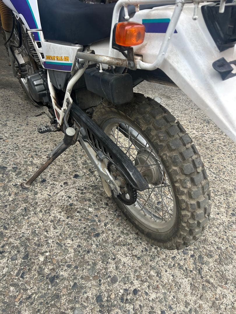Yamaha Motorcycle Body 225 1Kh