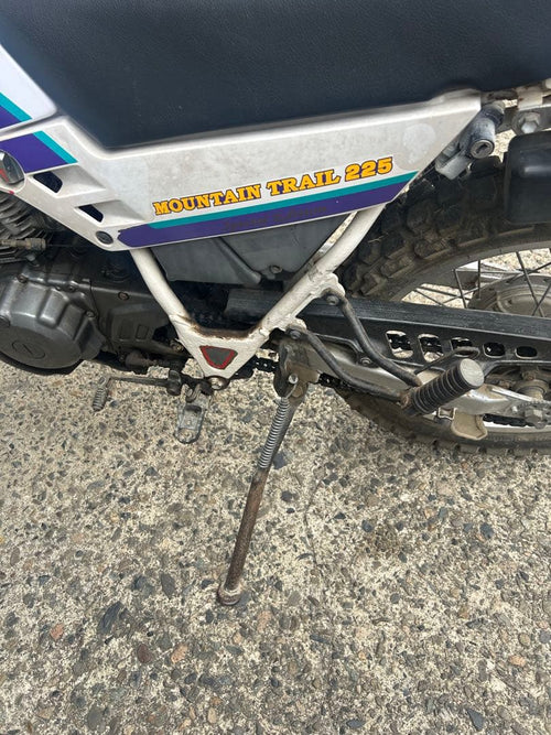 Yamaha Motorcycle Body 225 1Kh